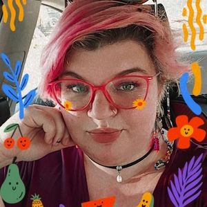 Meet your Posher, Madeline